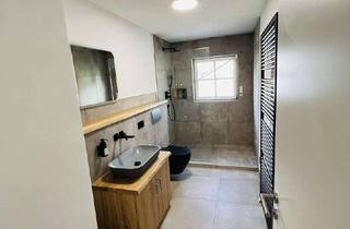 Wohnung kaufen in Gottfried-Fessmann-Straße, 79669 Zell, Frisch sanierte 3- Zimmer Wohnung mit Balkon und TG-Stellplatz