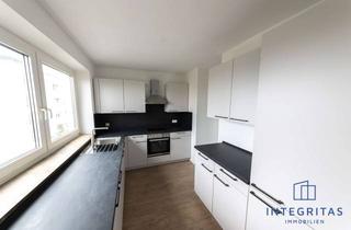 Wohnung mieten in Ernst-Reuter-Straße 129, 95030 Innenstadt, Helle 3-Zimmer Wohnung in zentrumsnaher Lage