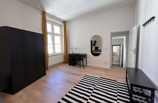 Wohnung mieten in Urbanstraße 85, 10967 Kreuzberg, Gemütliche 2er-WG im Dachgeschoss direkt am Hermannplatz!