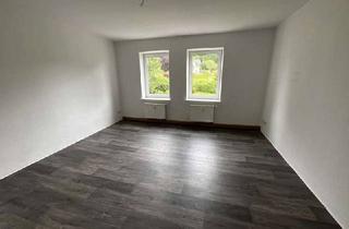 Wohnung mieten in August-Bebel-Straße, 98527 Suhl, sanierte Dreiraumwohnung im Stadtzeuntrum