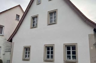 Wohnung mieten in Bahnhofstraße 20, 96103 Hallstadt, Attraktive und gepflegte 2-Raum-EG-Wohnung mit gehobener Innenausstattung in Hallstadt