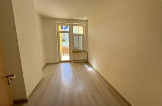 Wohnung mieten in Rathenaustr. 14, 08209 Auerbach, Helle 3-Raum Wohnung mit Balkon in Auerbach