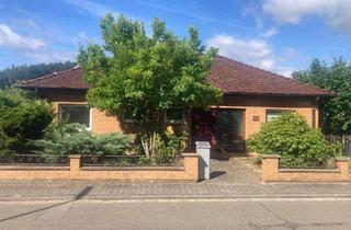 Einfamilienhaus kaufen in Waldstr. 36, 67731 Otterbach, Freistehendes Einfamilienhaus mit Garage, Stellplatz und Garten