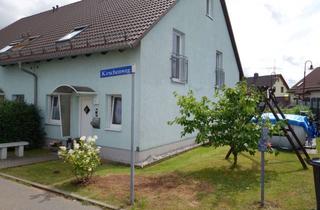 Haus kaufen in Kirschenweg, 09387 Jahnsdorf, *Vermietetes Reihenendhaus mit sonniger Terrasse, Garten & praktischem Außenstellplatz in Jahnsdorf