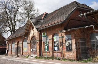 Haus kaufen in Am Bahnhof 2A, 16356 Werneuchen, Bahnhof in Werneuchen als Firmensitz/für Gewerbe/Wohnen