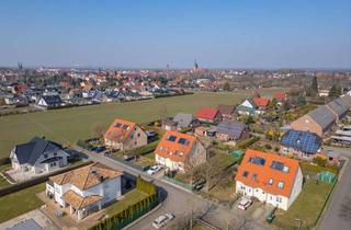 Anlageobjekt in 39288 Burg, Top-Investment - Drei mod. Doppelhaushälften