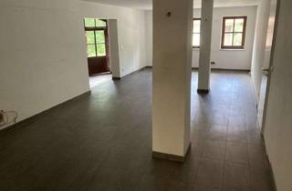 Büro zu mieten in 33790 Halle, Gewerbeimmobilie mit flexiblen Büro- und Lagerflächen sowie optionalen Außenflächen