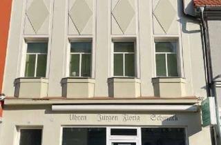 Gewerbeimmobilie kaufen in Niedermarkt xxx, 04720 Döbeln, Liebenswertes Wohn- und Geschäftshaus in Döbeln am Niedermarkt zu verkaufen