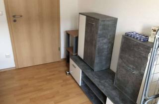 Immobilie mieten in Bornitzstraße 56 A, 10365 Lichtenberg, Möbliertes Zimmer in Reihenmittelhaus