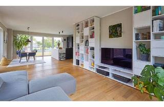 Wohnung kaufen in 22529 Lokstedt, Moderne, lichtdurchflutete Staffelgeschoss-Wohnung in zentraler Lage mit großer Dachterrasse!