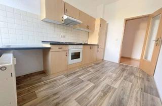 Wohnung mieten in Ernst-Thälmann-Str. 59, 06686 Lützen, AnKaSa GmbH*2 Zi+EBK*1.OG*Bad+Dusche+Wanne*Stellplatz mgl.*großer Mietergarten*