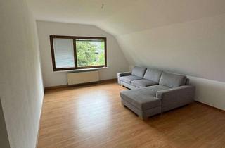 Wohnung mieten in 13593 Spandau, Familienfreundliche 3,5-Zimmer-Dachgeschosswohnung mit Einbauküche in Berlin Spandau-Wilhelmstadt