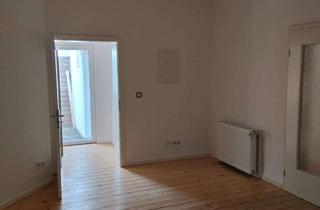 Wohnung mieten in Straße Des Friedens 35, 06682 Teuchern, Preiswerte, geräumige und vollständig renovierte 1-Zimmer-Wohnung mit Balkon in Teuchern