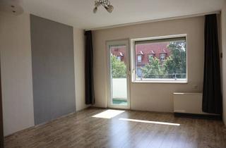 Wohnung kaufen in Flankenschanze, 13585 Berlin, Helle, sanierte 2-Zimmer-Wohnung mit großer Loggia in Berlin-Spandau (privat, provisionsfrei)