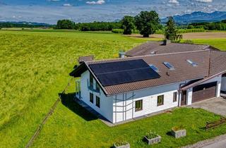 Doppelhaushälfte kaufen in 83071 Stephanskirchen, Panoramablick, Wintergarten & Natur pur: wohnen, wo andere Urlaub machen (Simssee)