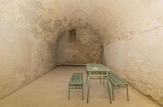 Wohnung kaufen in 86150 Augsburg, Charakteristischer Gewölbekeller in zentrumslage Augsburg Nahe Maximilianstraße mit Lift!