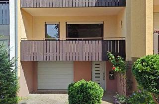 Haus kaufen in 75180 Pforzheim, Pforzheim - Charmantes Reihenmittelhaus mit Garten, Balkon & Garage - ideal für Familien!
