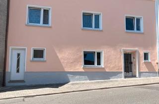 Haus kaufen in 66701 Beckingen, Beckingen - Zweifamilienhaus-Solide Kapitalanlage !
