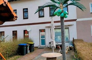 Wohnung kaufen in 99897 Tambach-Dietharz, Tambach-Dietharz - EigentumswohnungGewerbeeinheit zu verkaufen 2 Raum Wohnung
