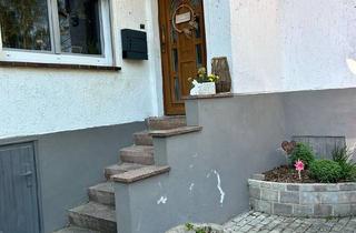 Einfamilienhaus kaufen in 34576 Homberg, Homberg (Efze) - Attraktives Einfamilienhaus Renditeobjekt 150.000 VB