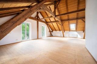 Wohnung kaufen in 84405 Dorfen, Großzügige charmante 3-Zimmer Dachgeschoss-Wohnung in Schwindkirchen