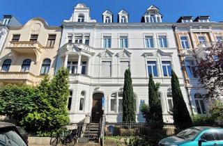 Wohnung kaufen in Wilhelm Levison Str. 12, 53115 Poppelsdorf, Zwei-Zimmer-Wohnung mit Dachterrasse im Gründerzeitaltbau in Bestlage der Bonner Südstadt