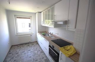 Wohnung kaufen in Banaterweg 13, 84478 Waldkraiburg, Stilvolle 2-Zimmer-Wohnung mit gehobener Innenausstattung in Waldkraiburg