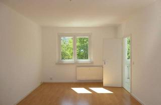 Wohnung mieten in Stendaler Straße 63, 12627 Hellersdorf, Muckeliges Apartment für max. 2 Personen - ohne Balkon!