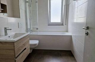 Wohnung mieten in Thomas-Mann-Straße 16, 08058 Zwickau, 2 Zimmer Wohnung mit Aufzug, Balkon, Einbauküche und neu saniertem Bad zu vermieten!
