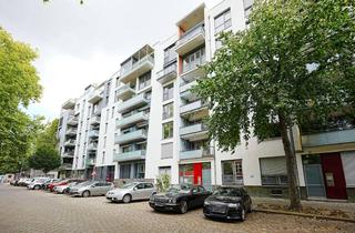 Wohnung mieten in Calvinstraße 20b, 10557 Tiergarten, Möblierte 2-Zimmer-Wohnung mit Balkon in zentraler Lage zu vermieten
