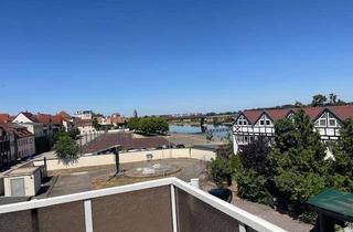 Wohnung mieten in Baderstraße, 39218 Schönebeck, Schicke 2-Raum Wohnung mit Elbblick und Balkon