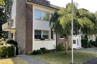Wohnung mieten in Am Krausen Baum 25, 40489 Wittlaer, 2 Zimmer Dachgeschosswohnung mit Balkon !