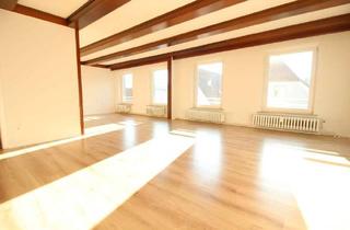 Wohnung mieten in Angelburgerstr. 21, 24937 Altstadt, FLENSBURG-ALTSTADT/ SCHÖNE, ZENTRAL GELEGENE 3 ZIMMER ALTBAUWOHNUNG
