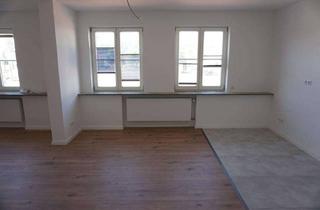 Wohnung mieten in 72250 Freudenstadt, Schöne, helle und generalsanierte 2-Zimmer-Wohnung direkt am Marktplatz!