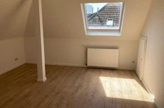 Wohnung mieten in Brommystraße 14, 26919 Brake, Helle, frisch sanierte Dachgeschosswohnung