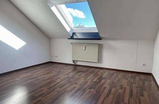 Wohnung mieten in 86757 Wallerstein, Schöne Dachgeschosswohnung 3,5 Zimmer