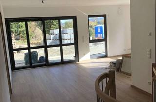 Wohnung mieten in Mühlbachstraße 36, 82229 Seefeld, Exklusive 3-Zimmer-EG-Wohnung mit gehobener Innenausstattung mit Balkon und EBK in Seefeld