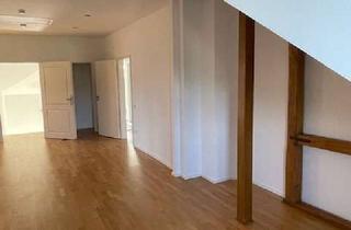 Wohnung mieten in 76530 Innenstadt, Geschmackvolle, sanierte 3-Raum-Dachgeschosswohnung mit gehobener Innenausstattung in Baden-Baden