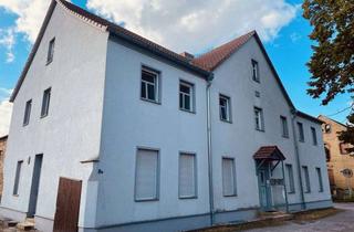 Gewerbeimmobilie kaufen in Innerde Dorfstraße 8a, 06792 Sandersdorf, Rendite von bis zu 9,6% Mehrfamilienhaus mit Veranstaltungssaal