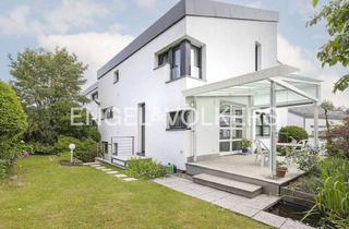 Doppelhaushälfte kaufen in 61381 Friedrichsdorf, Für anspruchsvolle Architekturliebhaber: Außergewöhnliche Doppelhaushälfte in begehrter Wohnlage
