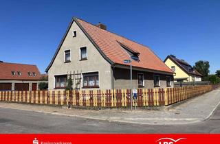 Haus kaufen in 39343 Alleringersleben, Solides EFH mit großem Garten & Platz!