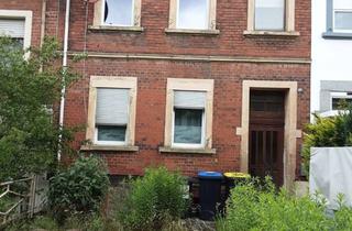 Reihenhaus kaufen in 66578 Schiffweiler, Handwerker aufgepasst !! Renovierungsbedürftiges Reihenhaus in Schiffweiler - Landsweiler zu verkauf