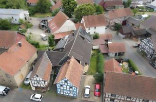 Haus kaufen in 35305 Grünberg, Wunderschönes Fachwerkensemble mit vier Wohneinheiten und Garten