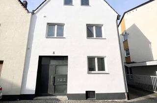 Mehrfamilienhaus kaufen in Fischergasse, 92318 Neumarkt, Seltene Gelegenheit ! Mehrfamilienhaus in der Innenstadt in saniertem Zustand mit Dachterrasse