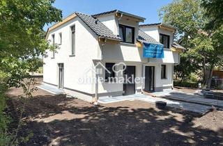 Doppelhaushälfte kaufen in Hausvaterweg, 13057 Berlin, Neubau-Doppelhaushälfte in Berlin-Falkenberg –Für Familien &Paare