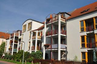 Wohnung kaufen in 15831 Blankenfelde-Mahlow, 3,5 Zimmer-Wohnung /gr. Hobbyraum im Souterrain (111 qm) - Kapitalanlage