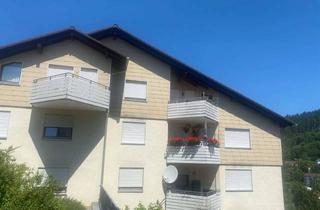 Wohnung kaufen in 78713 Schramberg, Für kreative Renovierer – 4-Zimmer-Eigentumswohnung mit Potenzial in ruhiger Lage von Schramberg