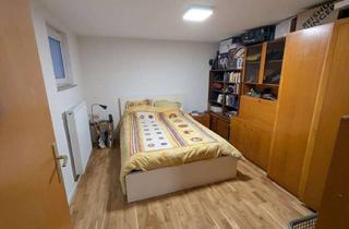 Wohnung mieten in Pfrondorfer Straße 25, 72074 Tübingen, Doppelzimmer in 4er WG mit Wintergarten