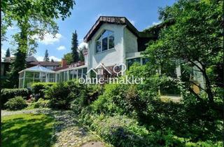 Villa kaufen in 90552 Röthenbach, Großzügige Villa am Waldrand mit angrenzendem Bauland