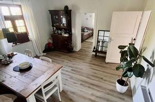 Wohnung mieten in Hauptstraße 50, 47509 Rheurdt, Besondere 3-Zimmer Wohnung in alter Grundschule